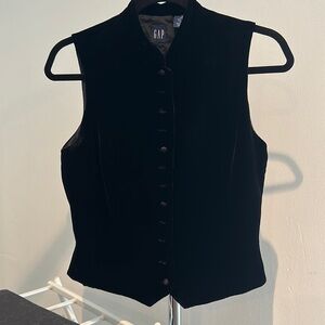 Gap small velvet vest